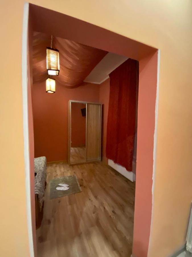 31 Котлярська Apartamento Lviv Exterior foto